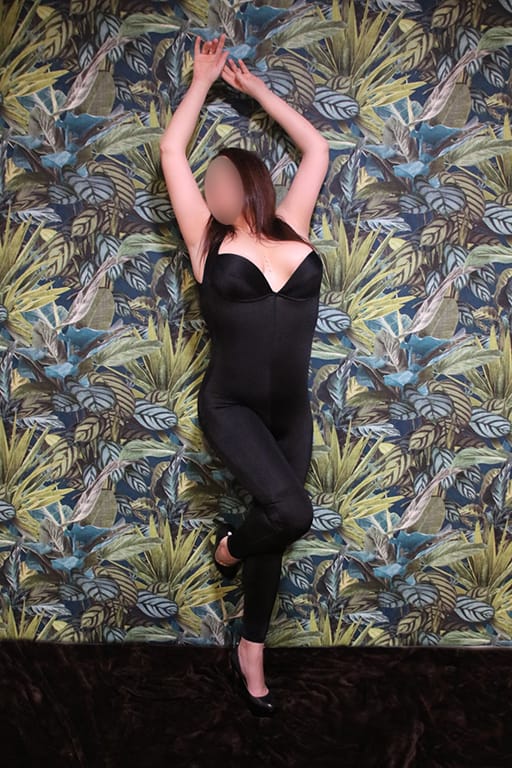 Miriam, masajista de ensueño, 24h