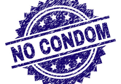 116365852-marca-de-agua-de-sello-de-sello-no-condom-con-estilo-de-socorro-impresion-de-goma-de-vector-azul