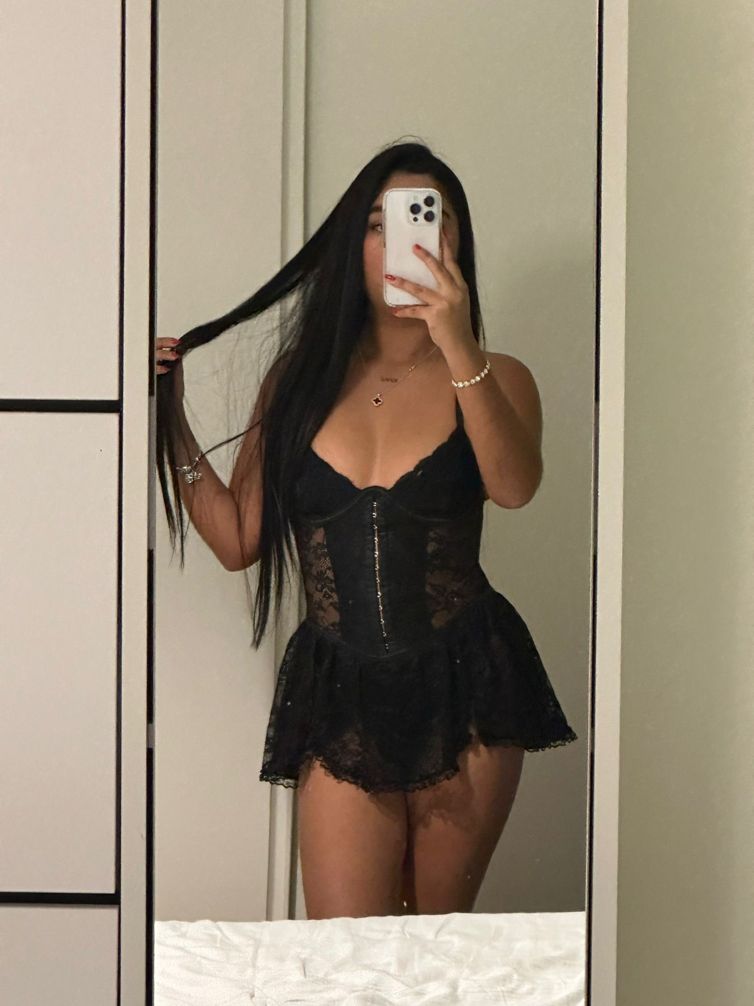 SEXY Y TRAVIESA EN EMPURIABRAVA