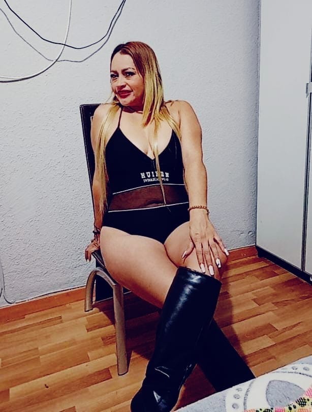 LEIDY ATREVIDA 🔥 EN SALAMANCA DISPUESTA A TODO