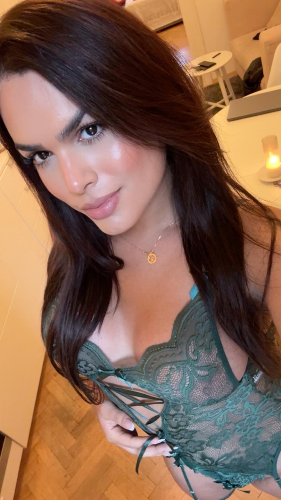 VENUS TRANS CARIÑOSA Y ATRACTIVA NUEVA