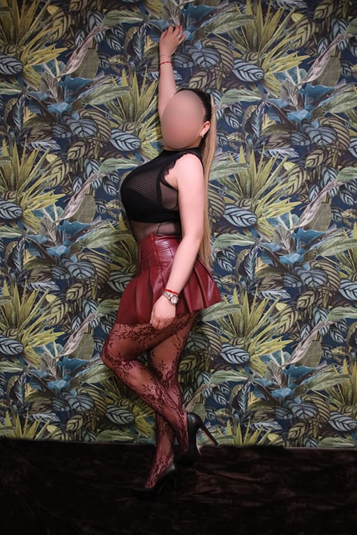 Una amiga para tus dolores, Laura