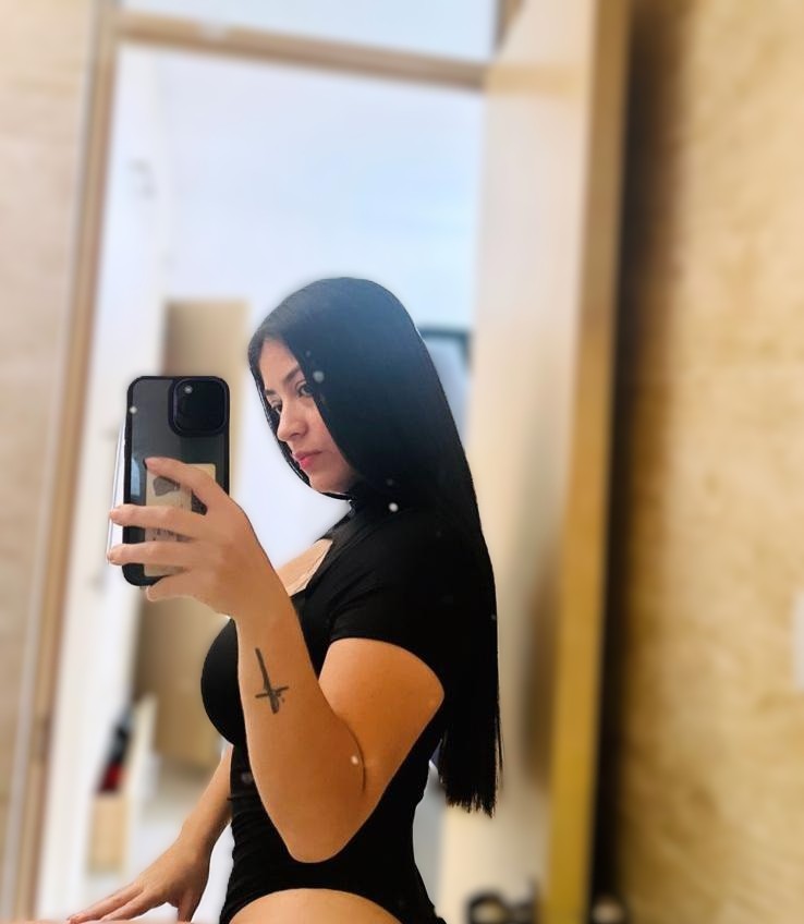 SALOME CON GANAS DE JUGAR EN LOS CRISTIANOS