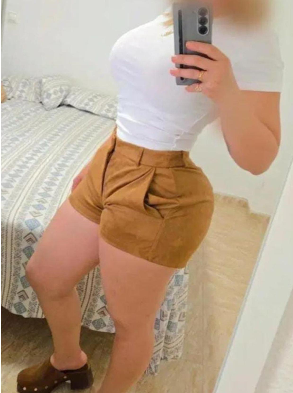 LATINA JOVENCITA FIESTERA A TOPE