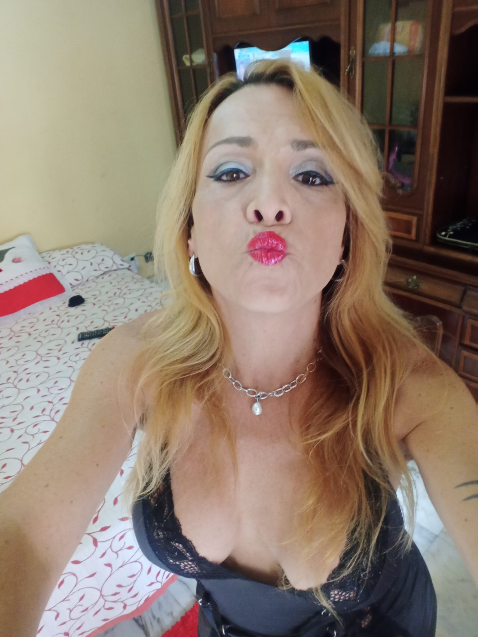 Trans kasandra femenina completa