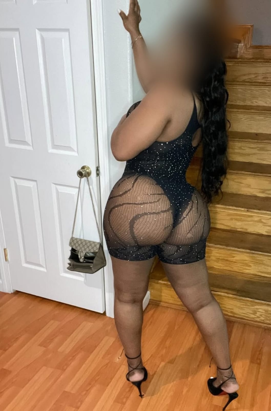 CAMILA TRAVIESA Y JUGUETONA EN AVILES