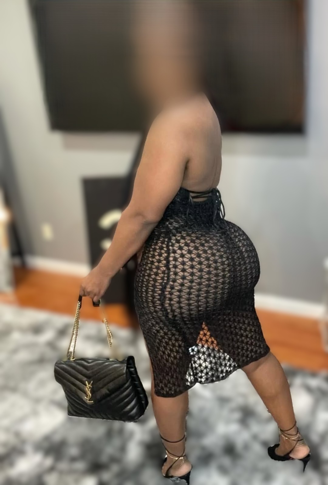 CAMILA TRAVIESA Y JUGUETONA EN AVILES