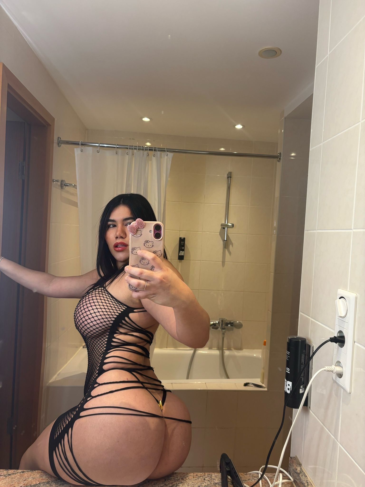 ALEJANDRA NOVEDAD PARA DISFRUTAR