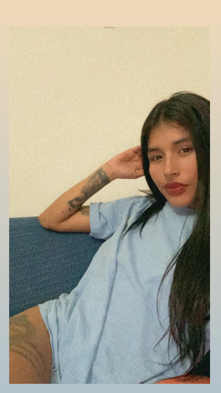 Cloe, latina sensual y cariñosa en AGUADULCE