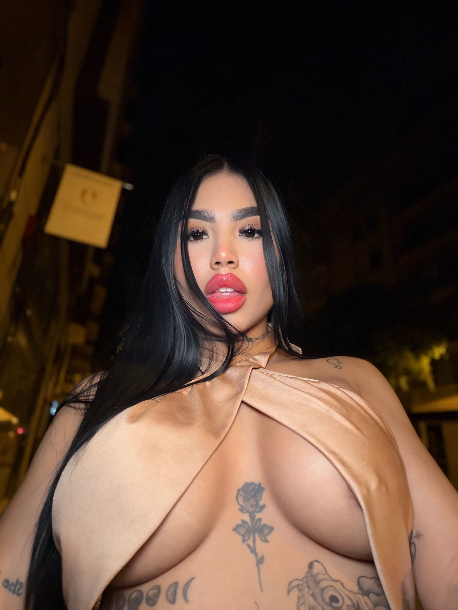 MARTINA CARIÑOSA Y TRAVIESA, NUEVA EN MARBELLA