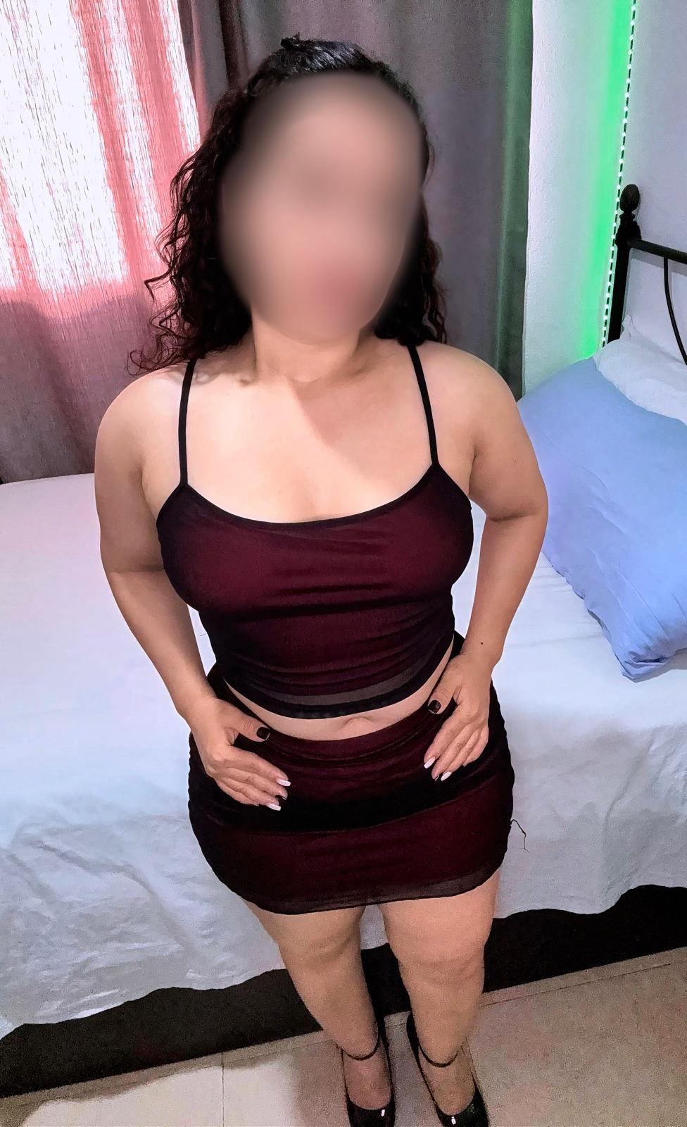 Lizeth en Vera Pueblo! Chiquita Culona