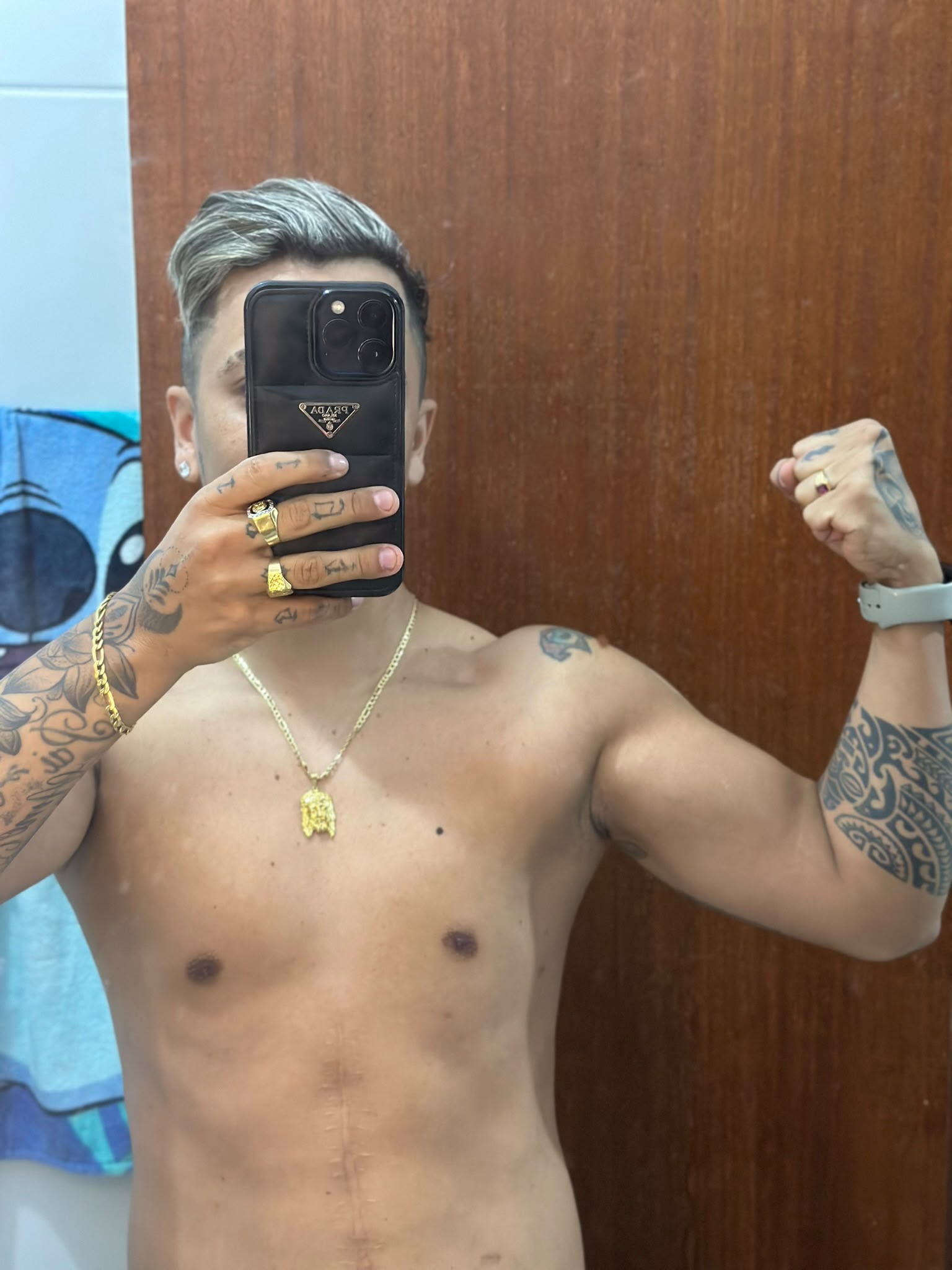 GABRIEL : ATRACTIVO, CARIÑOSO Y CON MUCHO ENCANTO