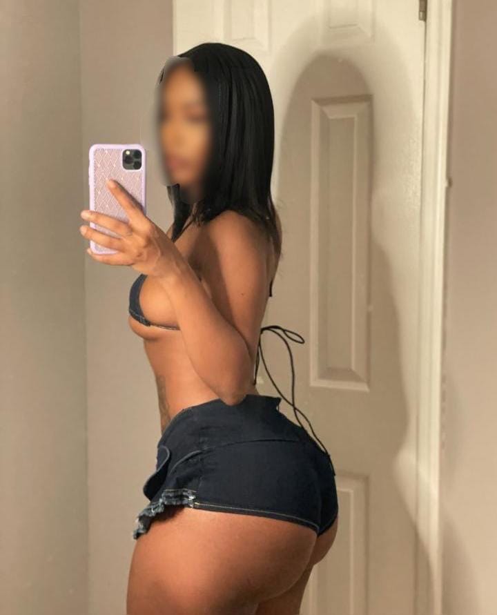 CHICA NUEVA Y JOVEN EN VALDEPEÑAS