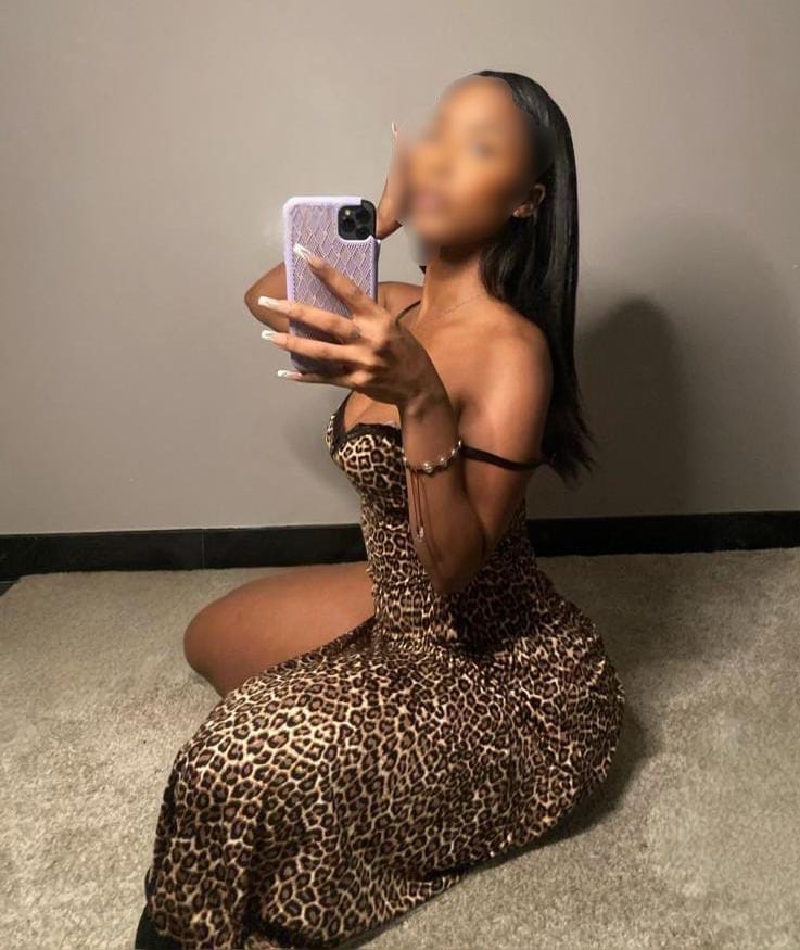 CHICA NUEVA Y JOVEN EN VALDEPEÑAS