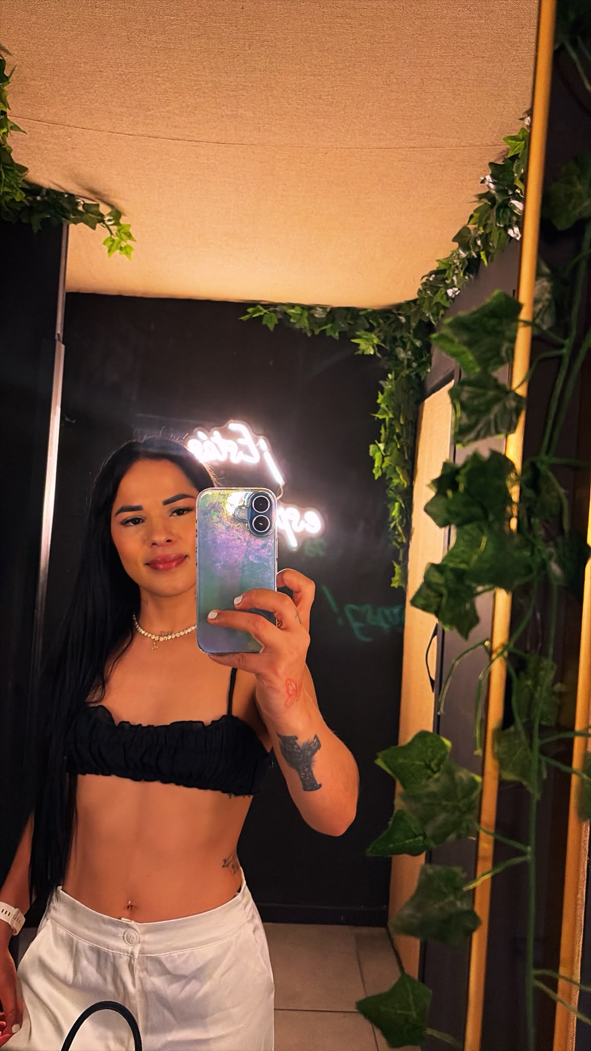 CAROLINA ATREVIDA 🔥 EN IBIZA DISPUESTA A TODO