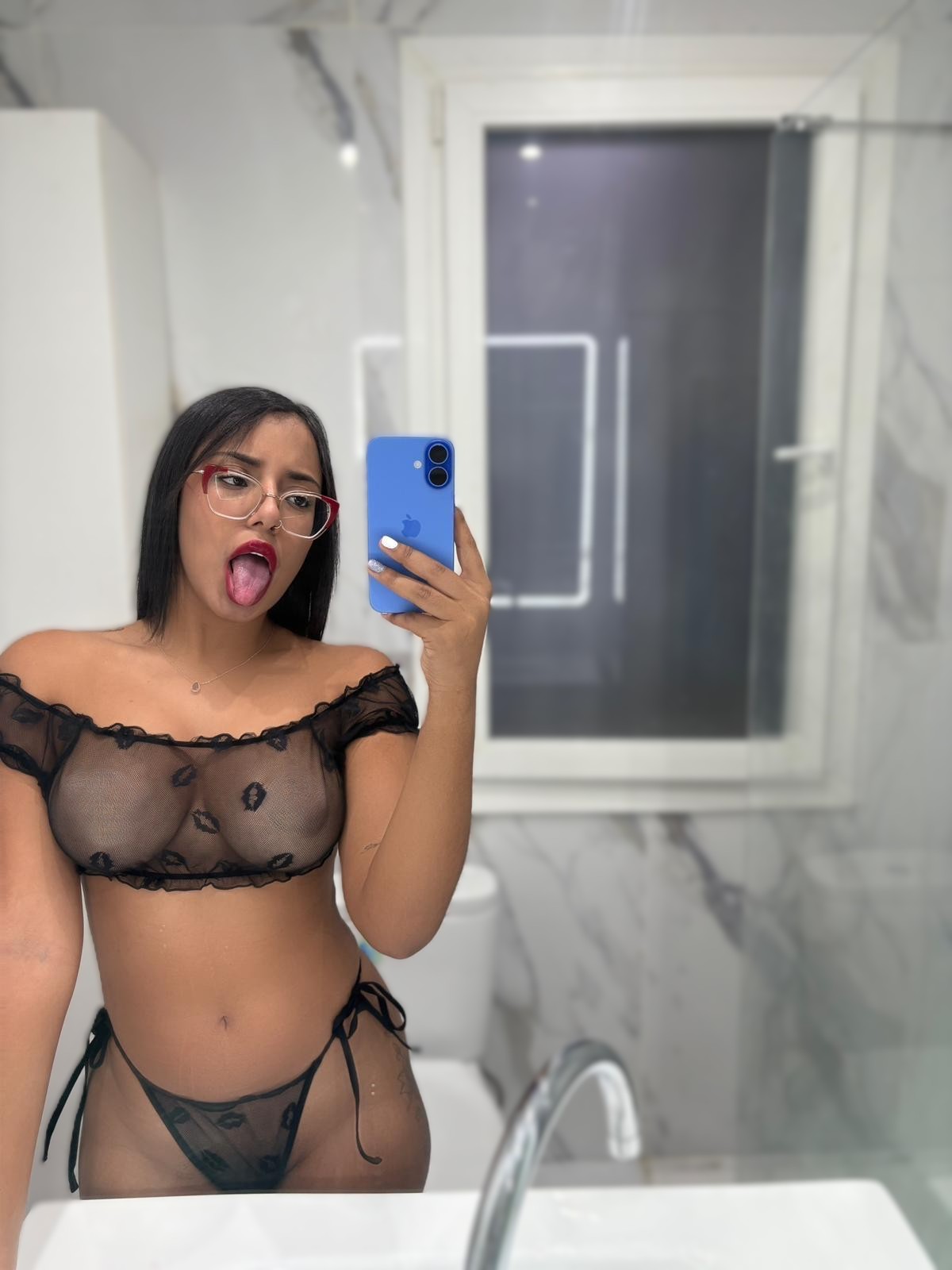 CAMILA MUY ATREVIDA 🔥💦 EN HUELVA