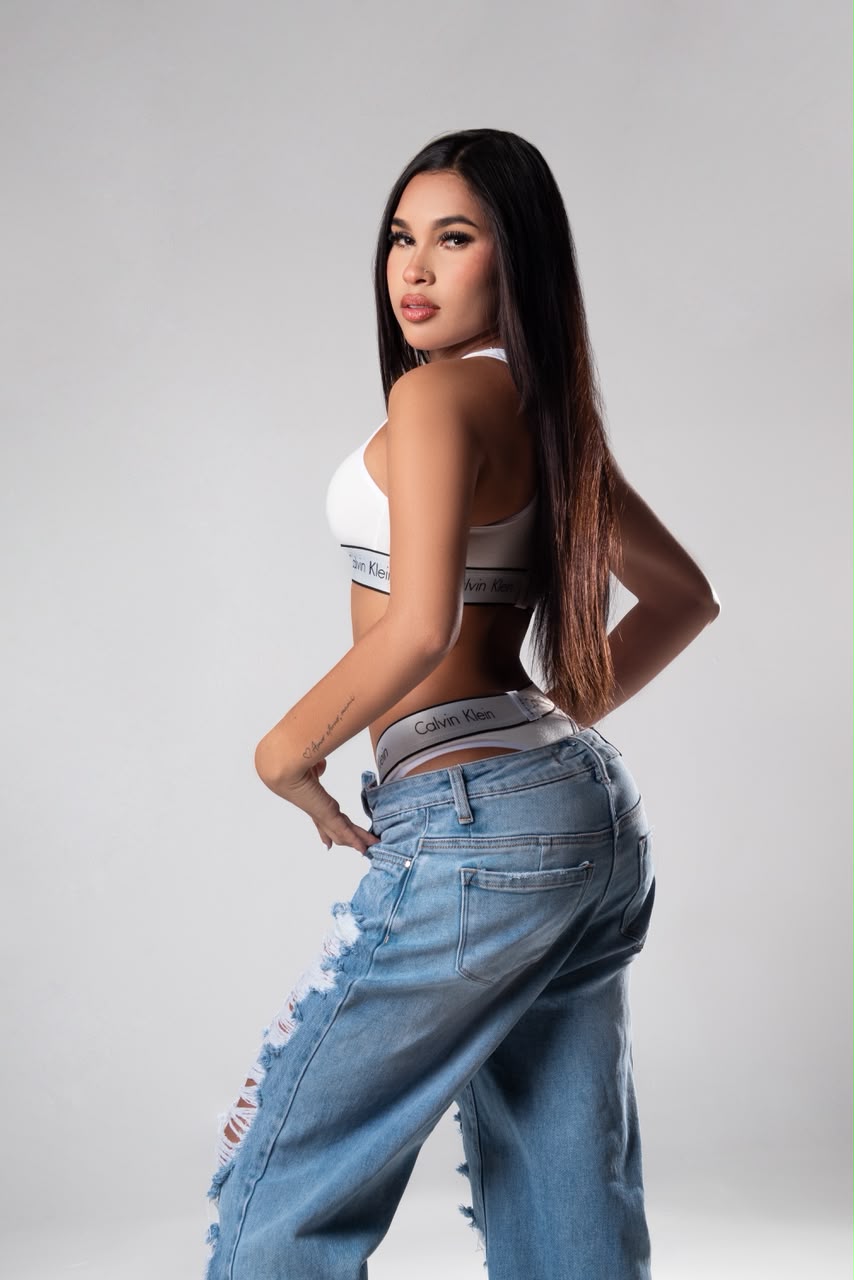 CHARLOTT ATREVIDA 🔝💫 EN SITGES 📢 NOVEDAD