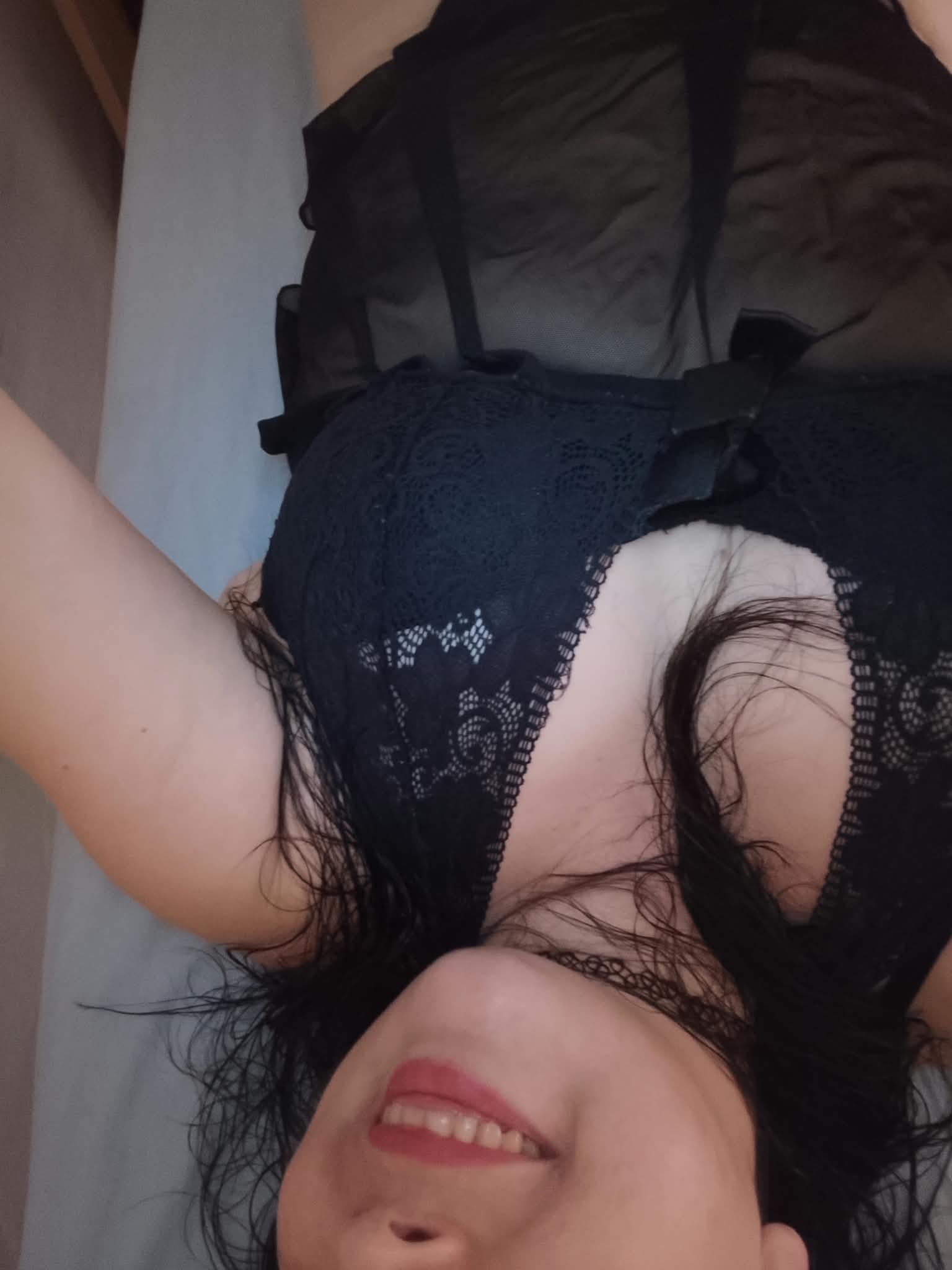 LATINA ARDIENTE  PRIMERA VEZ EN BURRIANA