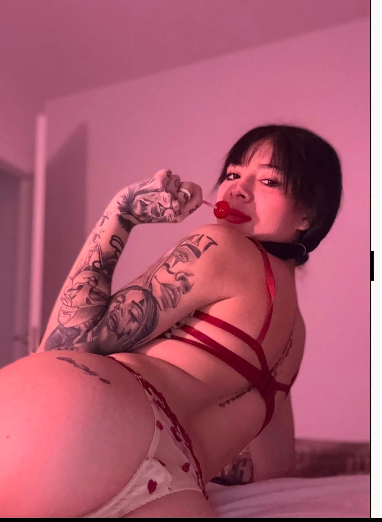 LUCIANA MUY ATREVIDA 🔥💦 EN PARLA MADRID
